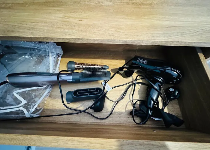 Апартаменты Modern Flat In Free Parking & Wifi *