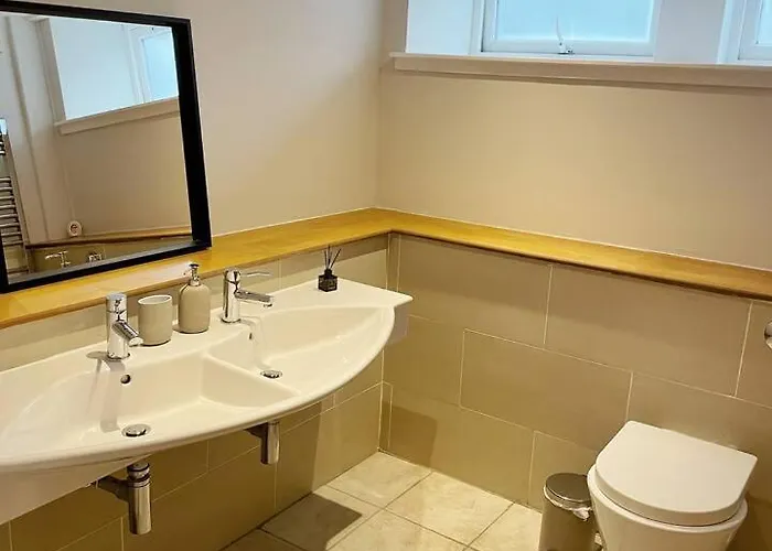 Apartment Sec Hydro Duplex In Finnieston Glasgow