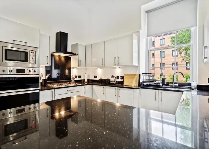 Timeless 5 Bed Duplex Flat *