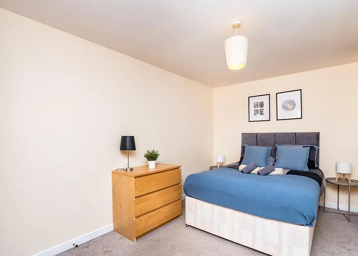 2bed Apartment-city Centre *