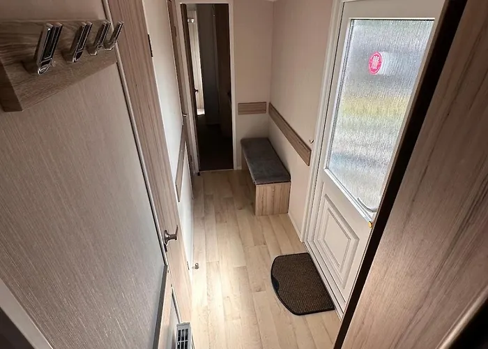 3-bedroom Swift Caravan - Located In Uddingston, At Maryville Caravan Site Lägenhet