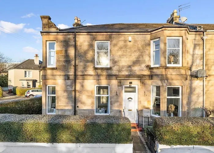 Large Terraced With Parking