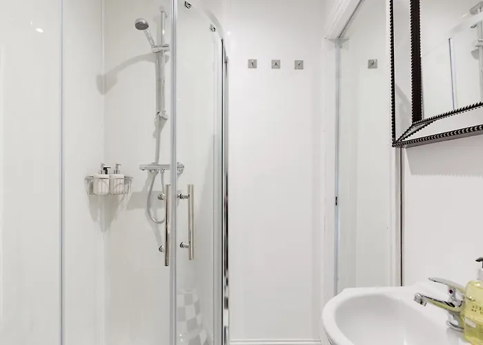 Converted Historical Stone Coach House Glasgow