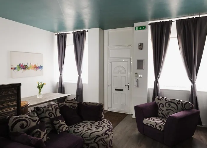 Westend Secc & Hydro - Two Bed By Living Scotland Glasgow