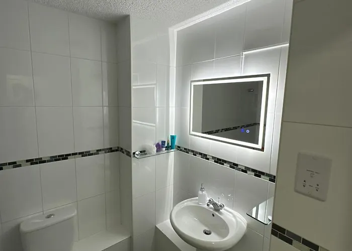 Cosy Two Bedroom Flat Апартаменты Глазго