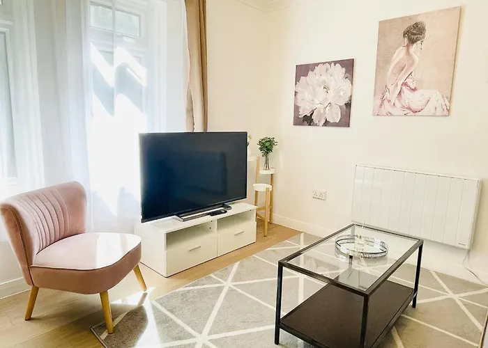 شقة Lovely 1-bedroom In Near Subway
