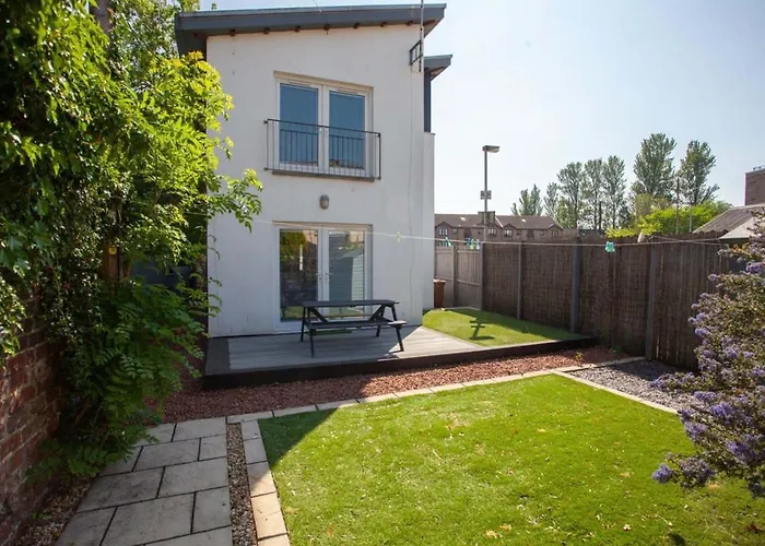 Southside Flat With Private Garden! Appartement *