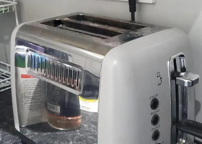 アパート Cosy And Bright 3-bedroom Flat