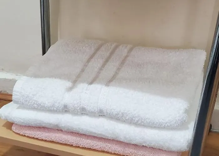 Cosy And Bright 3-bedroom Flat Apartament