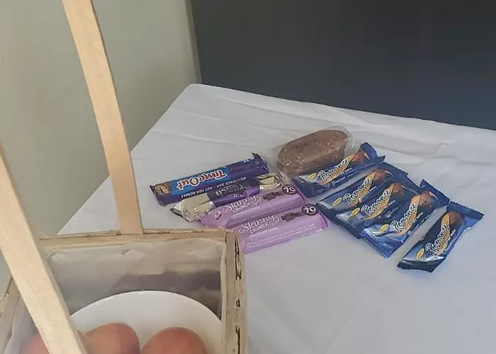 Cosy And Bright 3-bedroom Flat