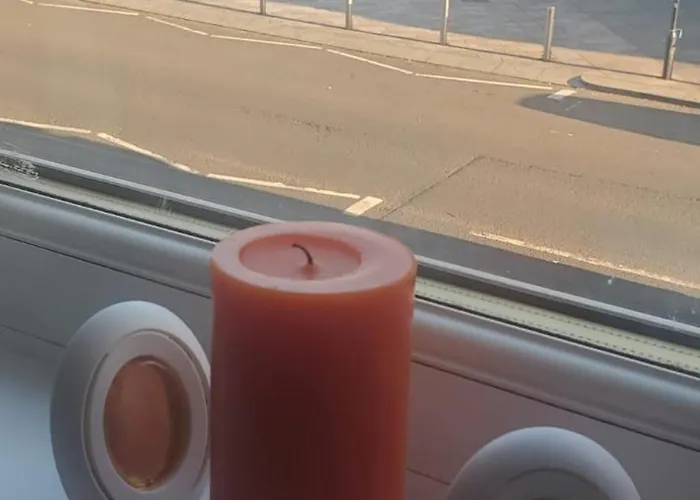 Cosy And Bright 3-bedroom Flat Apartament Glasgow