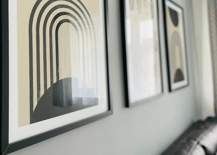 Elegant 3br House In Casa vacanze *