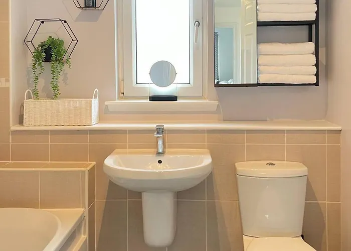 Casa vacanze Elegant 3br House In