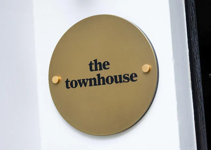 Luxury Refurbished Retreat Apartment Glasgow