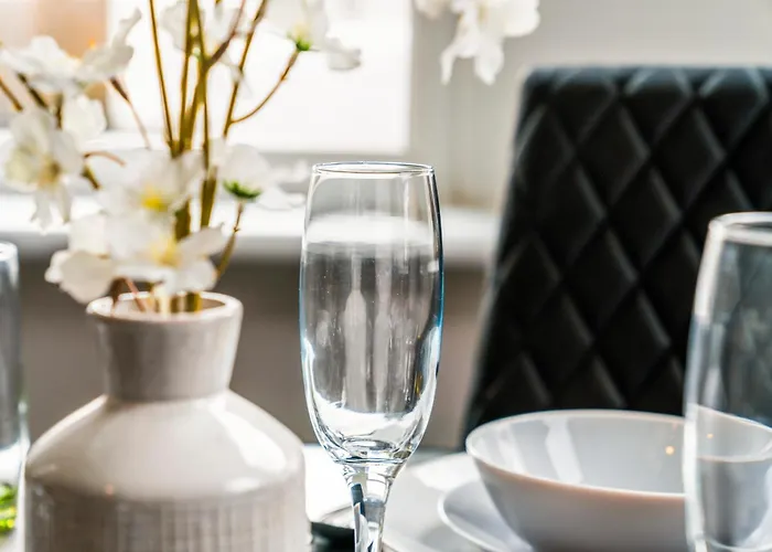 Cosy And Bright 3-bedroom Flat Apartman *