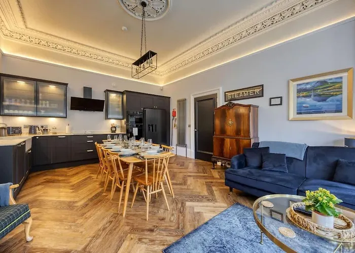 The Burnbank Experience * グラスゴー