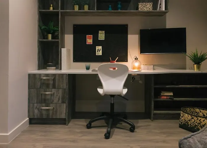 For Students Only - Bath Street In Apartamento *