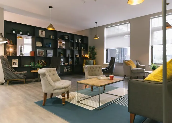 Apartamento For Students Only - Bath Street In *