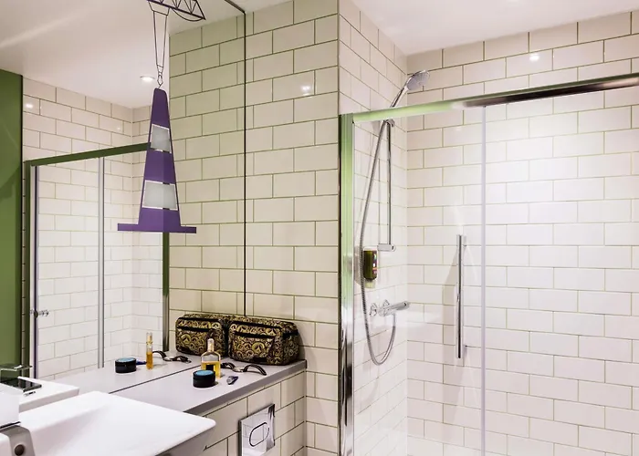 Ibis Styles Centre George Square 3*