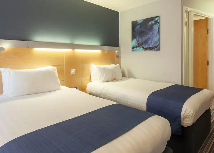 Express - - Ctr Theatreland By Ihg