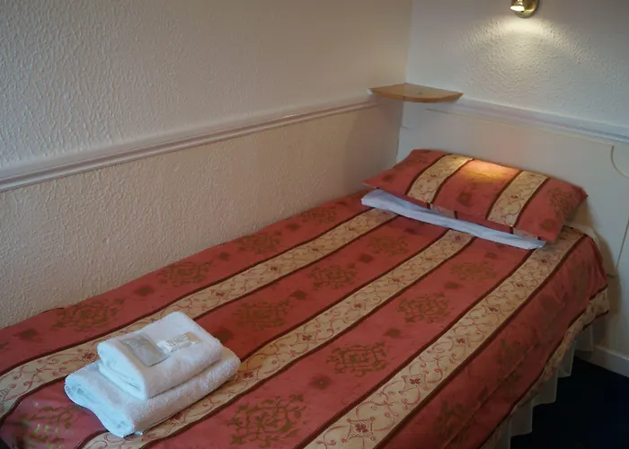 The Hampton Court Hotel Glasgow