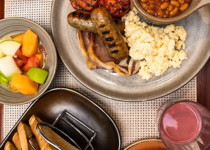 Отель Novotel Centre