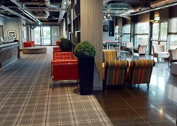 Hotel Village Glasgow