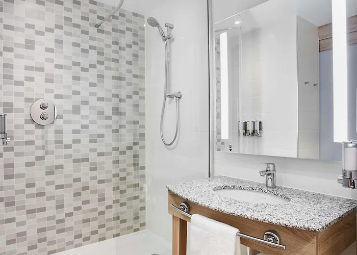 格拉斯哥市中心希尔顿汉普顿酒店 酒店