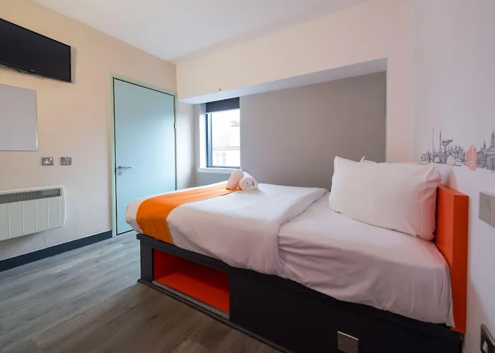 Easyhotel Hotell
