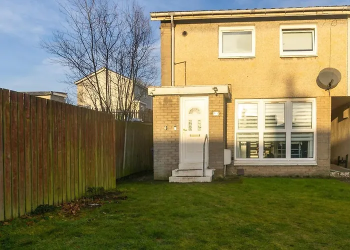 2-bedroom Away From In Glasgows' East End With Free Parking Апартаменты *