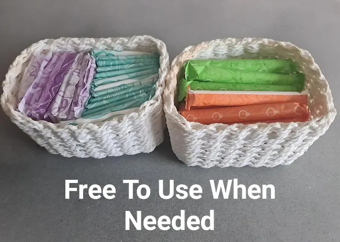 Апартаменты 2-bedroom Away From In Glasgows' East End With Free Parking