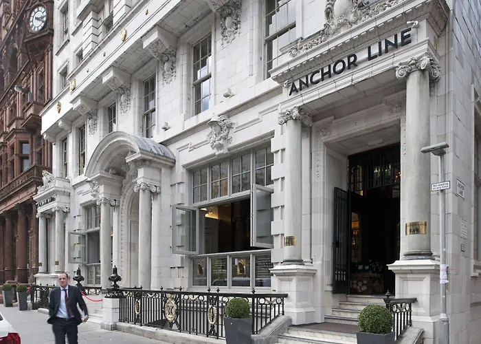 Ξενοδοχείο με διαμερίσματα Native 4*