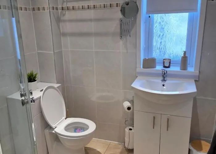 Malina At The شقة غلاسغو