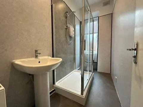 Appin - Welcome To A Delightful And Cozy One Bedroom Flat *