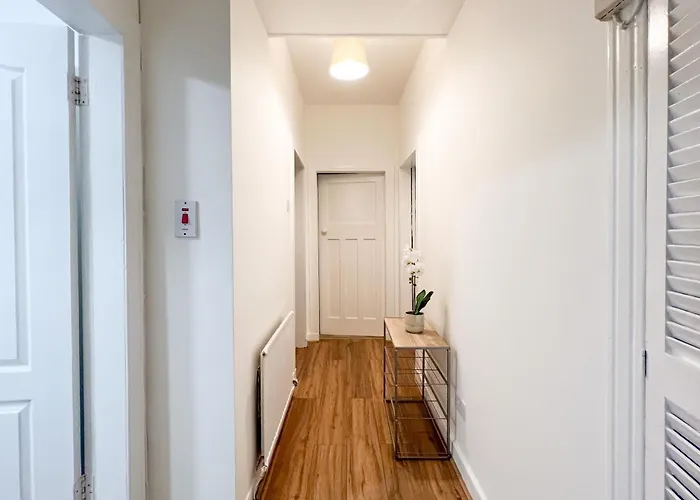 公寓 Attractive 3 Bedroom 格拉斯哥