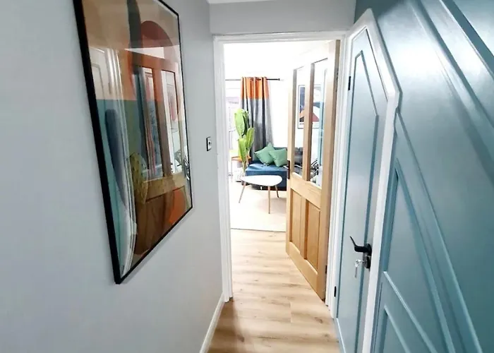 度假居 Urban 4br House - Central-free Parking-no Party *