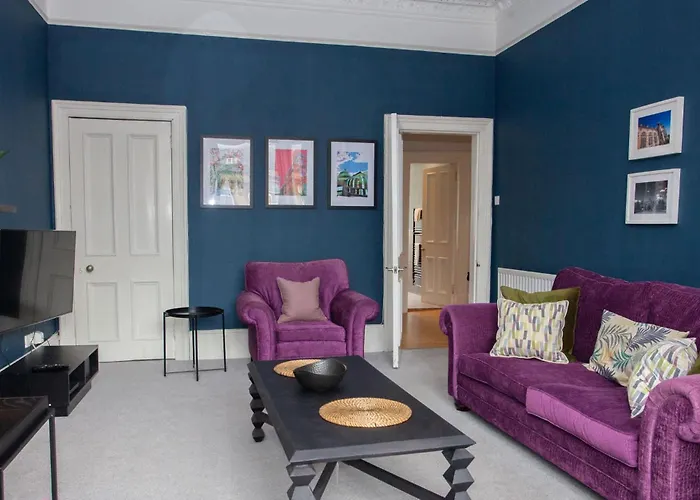 Newly Renovated Flat In Trendy Finnieston גלאזגו