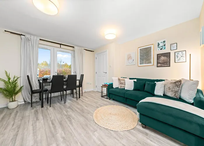 Urban Elegance - Spacious 5-bed In Glasgow