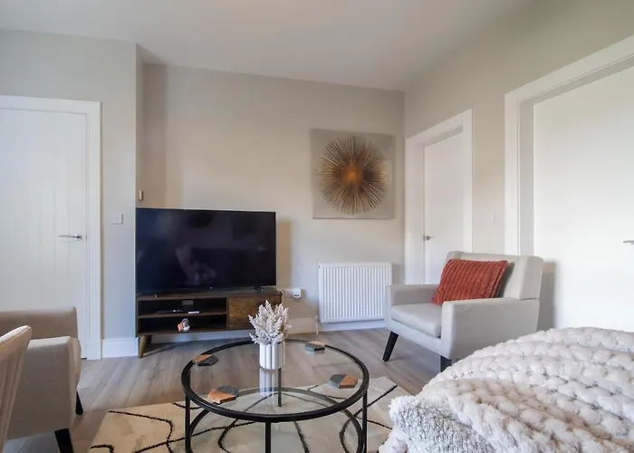 Pinkerton House - 3 Bed Rutherglen Holiday home Glasgow