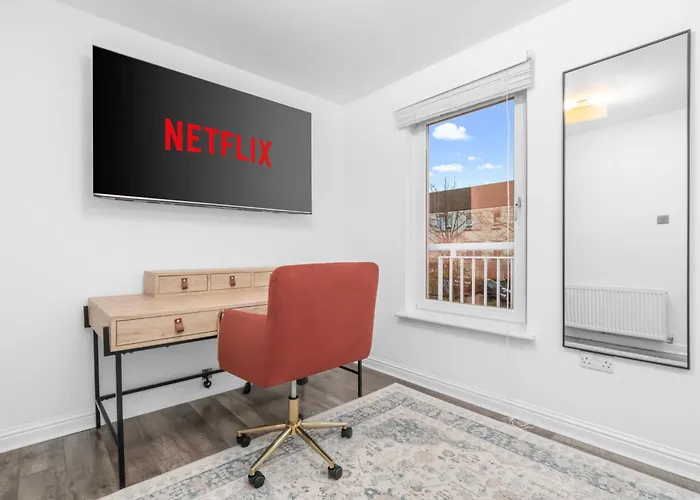 Urban Elegance - Spacious 5-bed In Glasgow