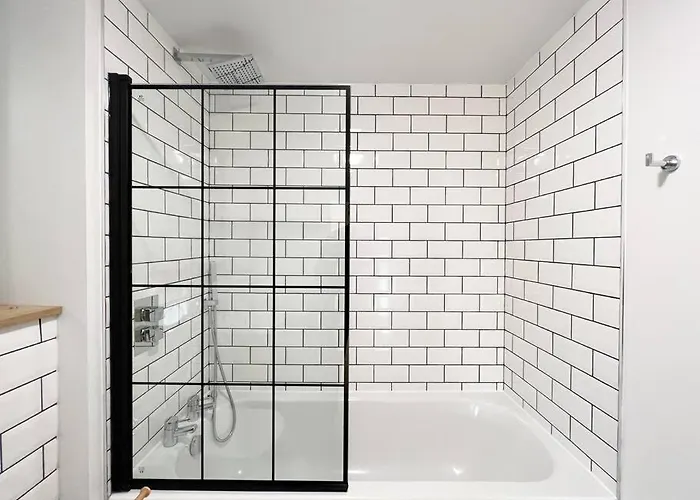 Stunning River View Centre グラスゴー