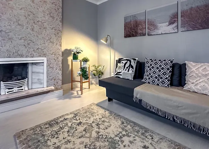 Quite And New House, Commore Drive شقة غلاسغو