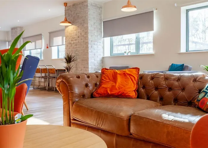 Collegelands In * Glasgow