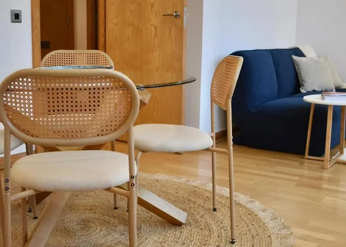 Luxury Historic City-centre Flat & Free Parking Apartment Glasgow