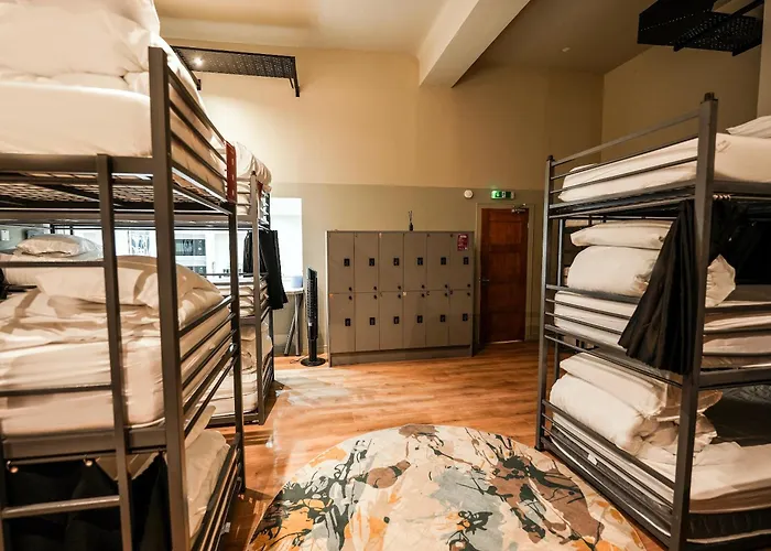 Hotel Revolver Glasgow