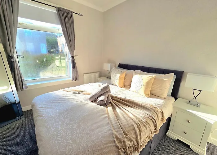 Bright And Cozy 3br Near Hampden Park Glasgow