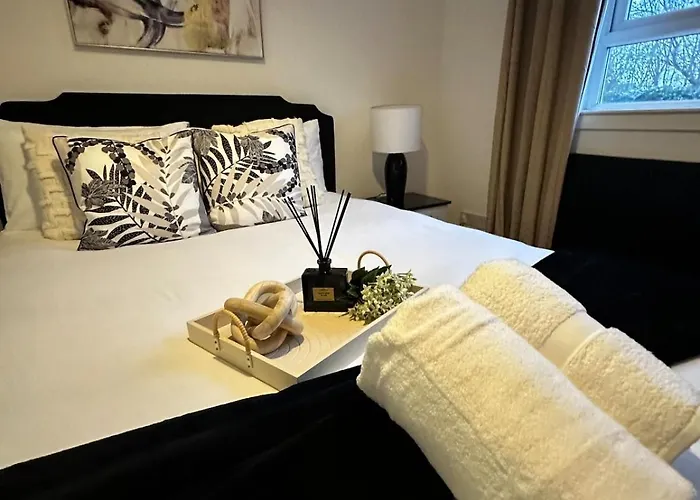 公寓 Modern 2 Bedroom Ground Floor Near Centre *