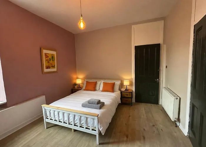 Contractors And Guests Grand 3 Bedroom Free Parking Fully Equipped 公寓 格拉斯哥