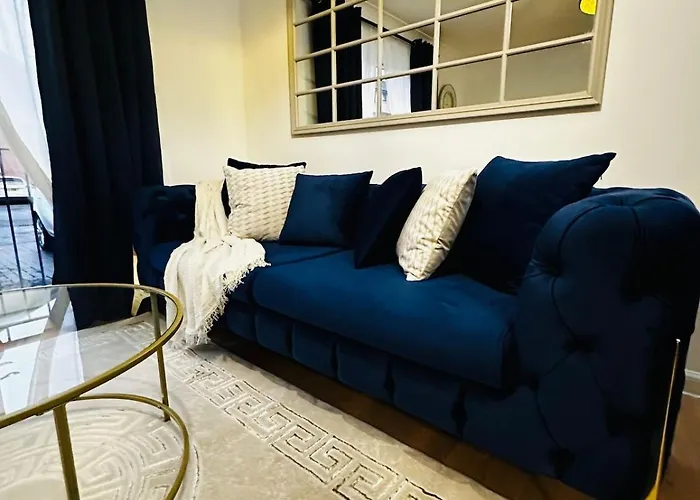 Modern 2 Bedroom Ground Floor Near Centre 格拉斯哥