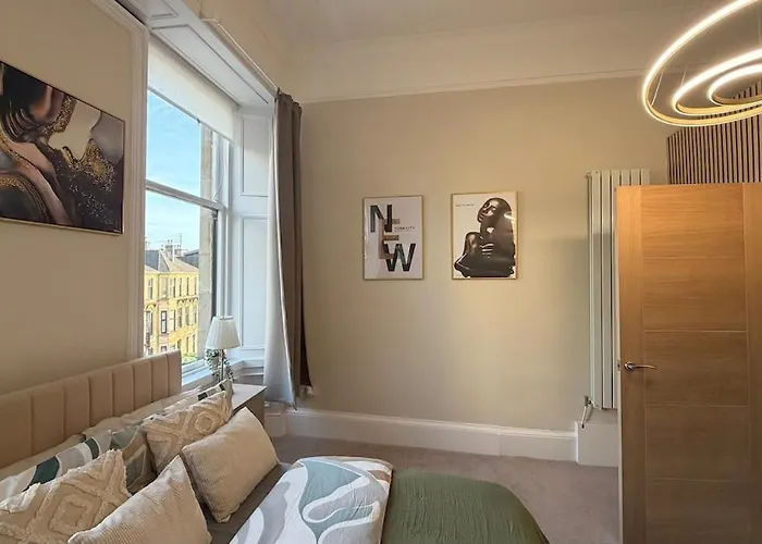 Lägenhet Romantic Brand New Flat, Centre